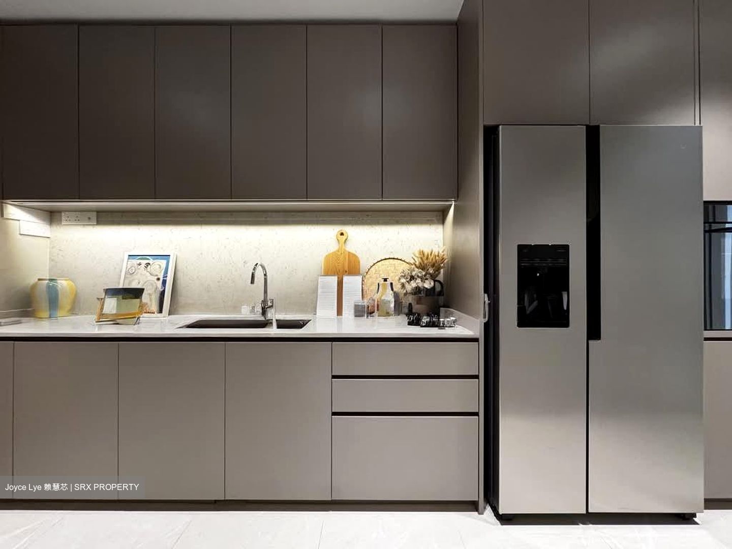 Watten House (D11), Condominium #588881231